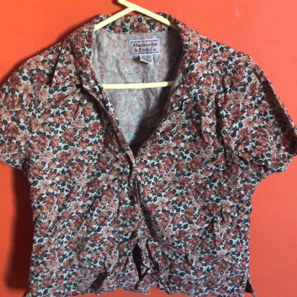 Vintage floral button up!